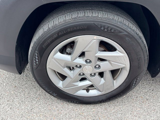 Used 2026 Hyundai Kona SE FWD image 8