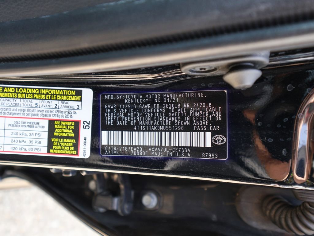 Used 2021 Toyota Camry SE w/ Cold Weather Package FWD image 34