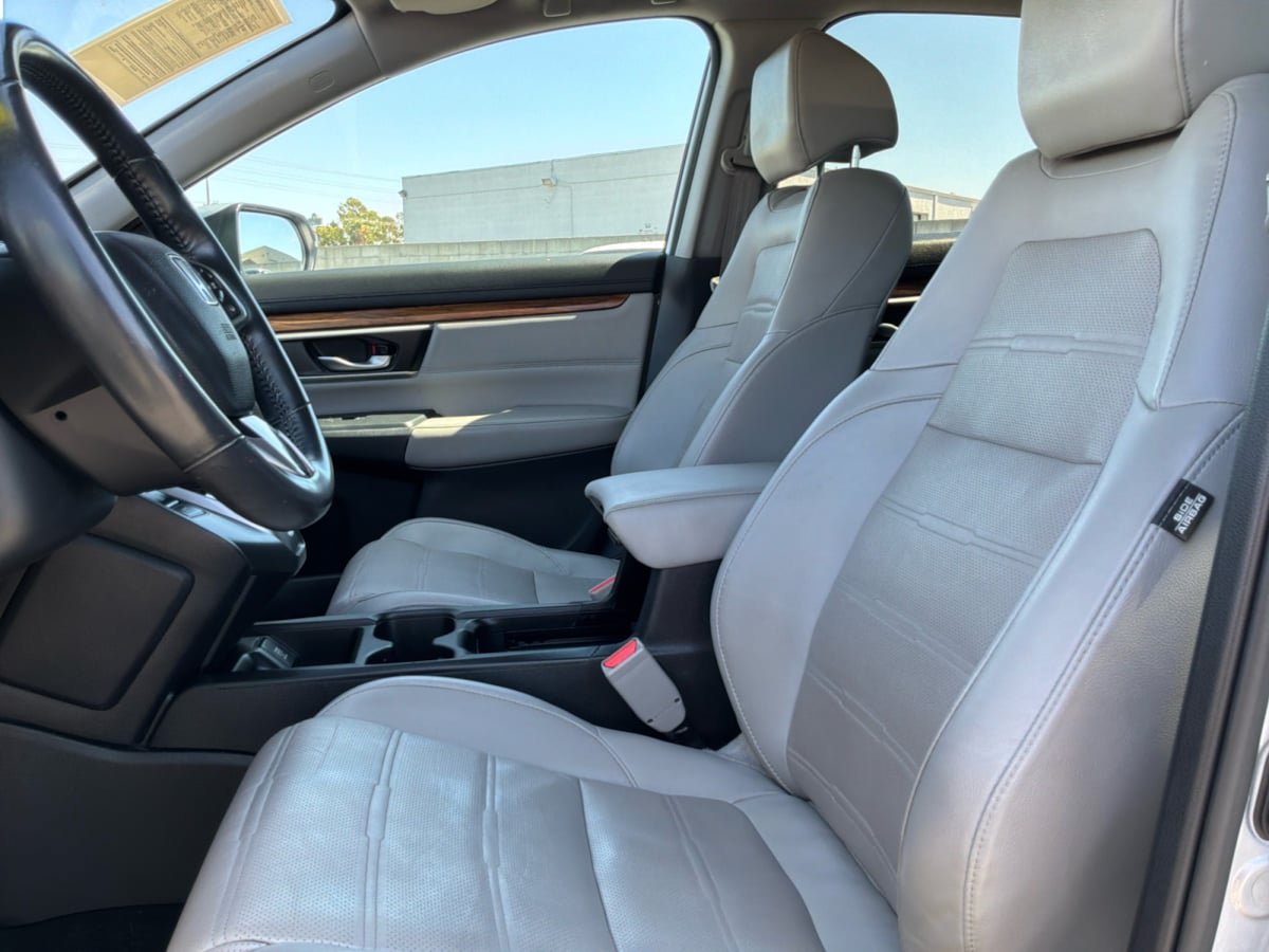 Used 2019 Honda CR-V Touring image 19