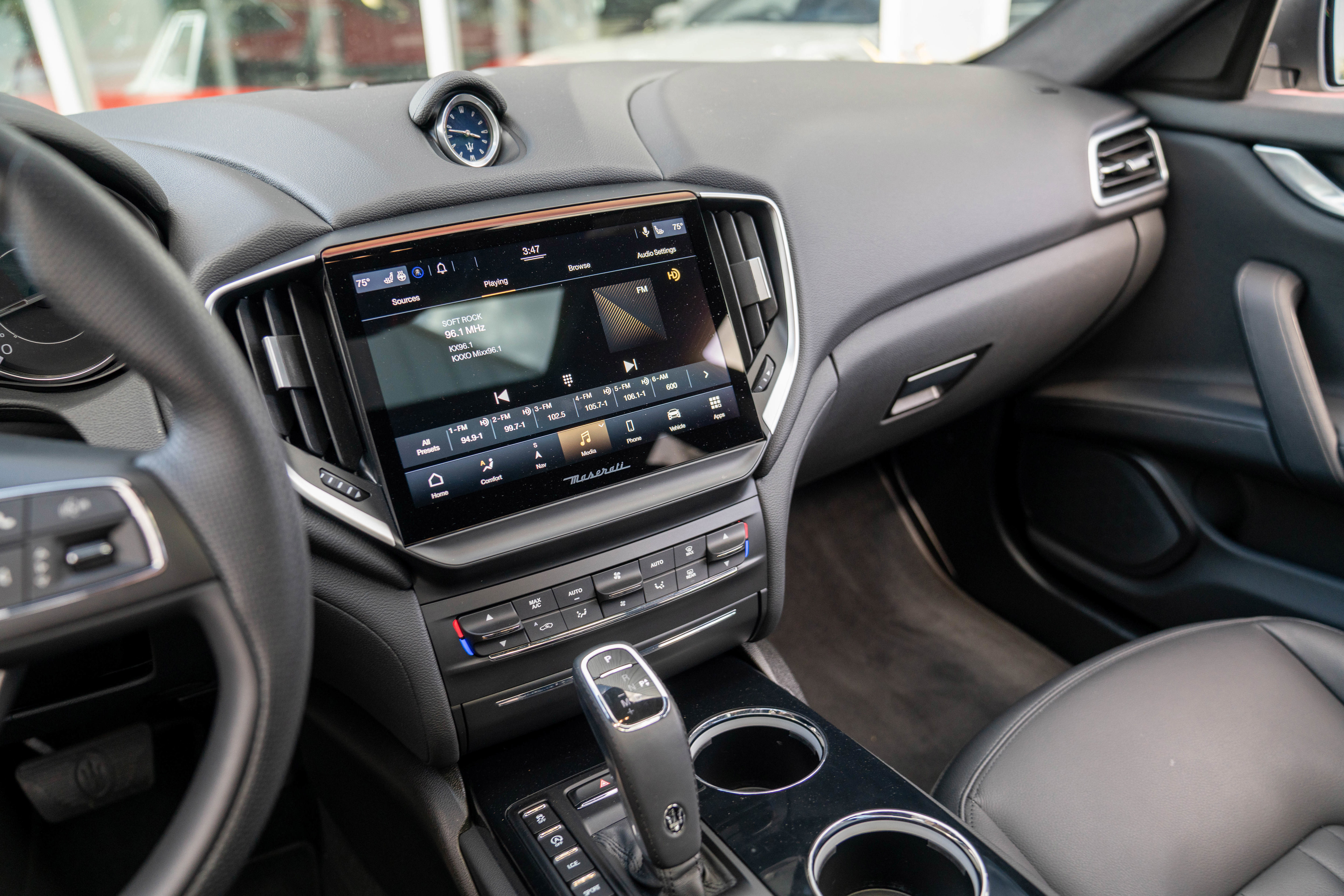 Used 2022 Maserati Ghibli Modena image 12