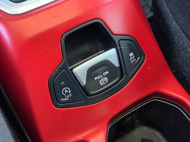 Used 2019 Jeep Renegade Trailhawk w/ Cold Weather Group II image 22