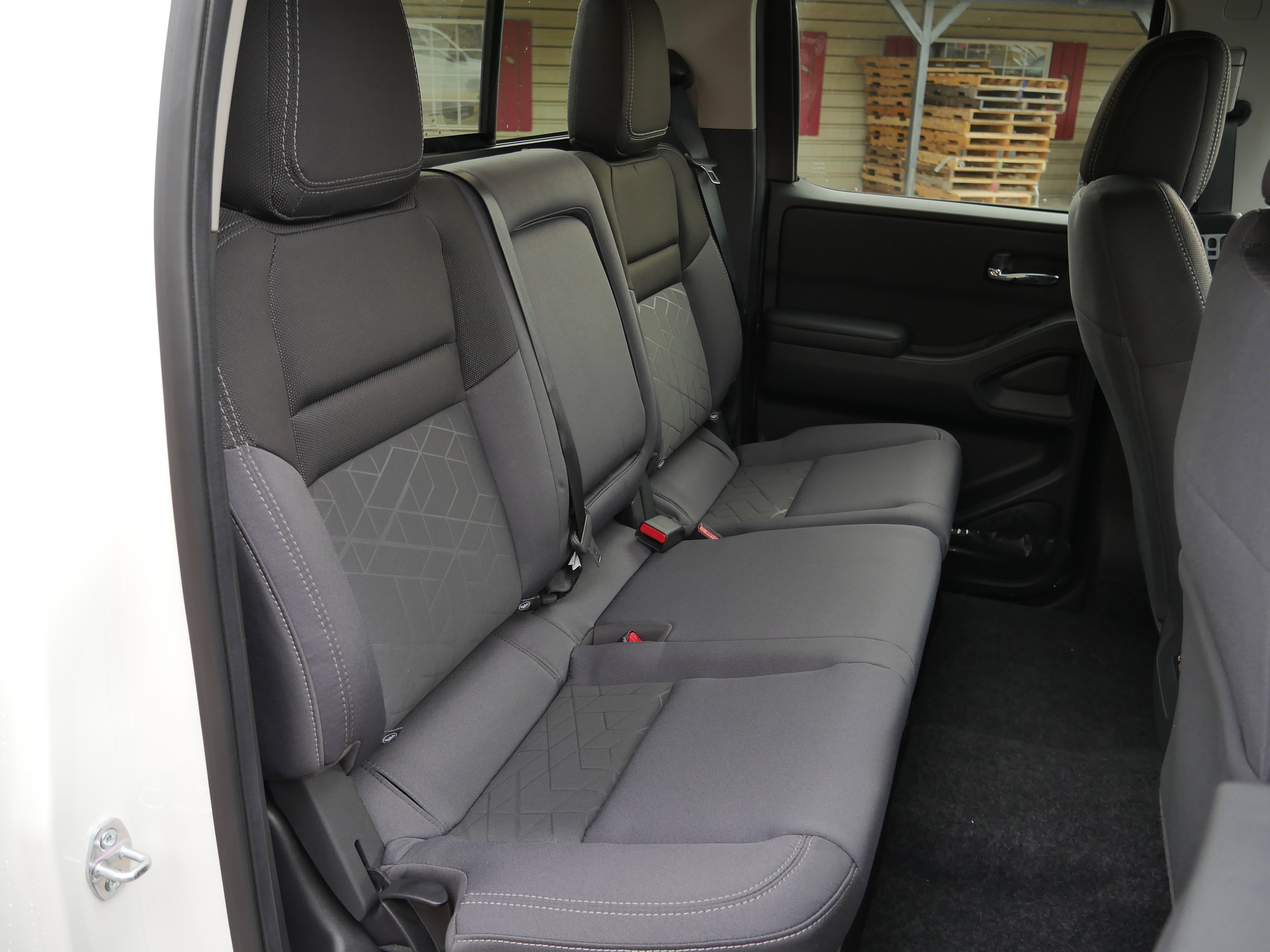 New 2026 Nissan Frontier SV w/ Tow Package AWD/4WD image 25