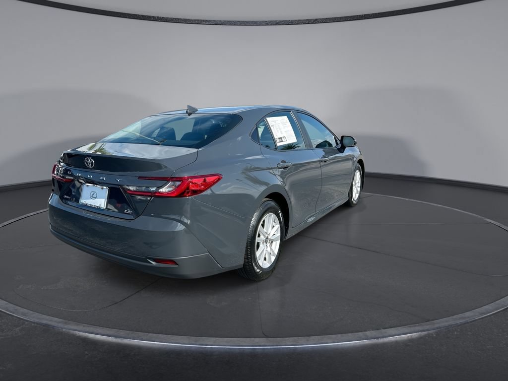 Used 2025 Toyota Camry LE FWD image 11
