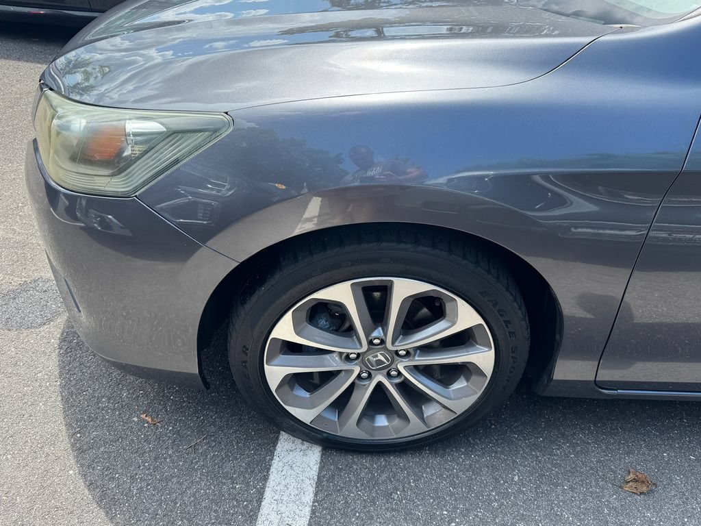 Used 2013 Honda Accord Sport image 9