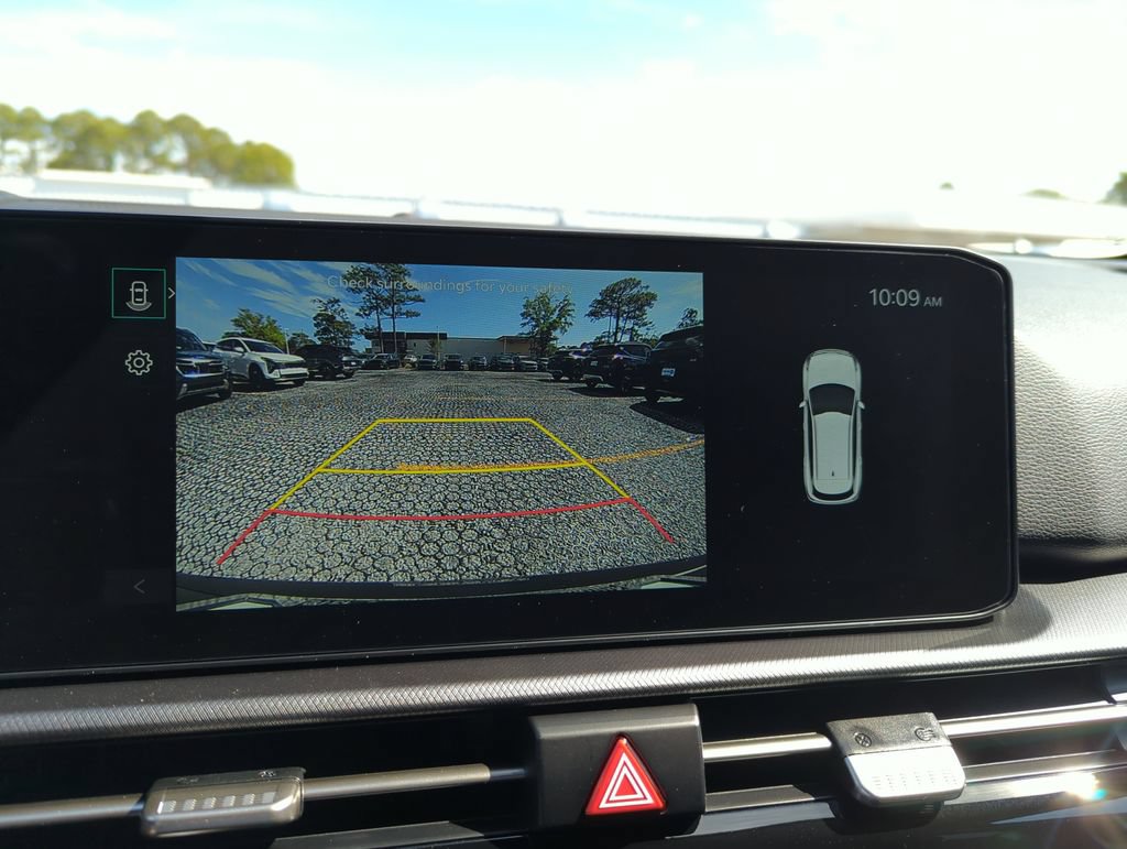 New 2026 Kia Sportage LX FWD image 26