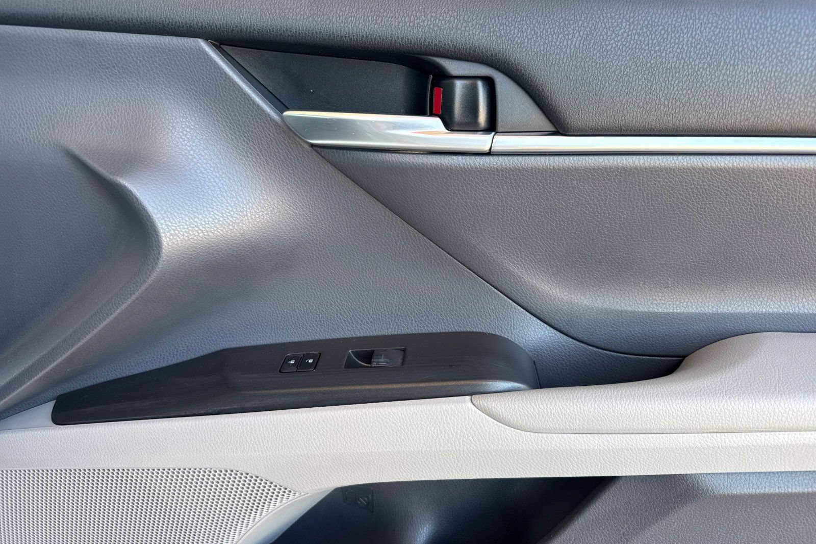 Certified 2024 Toyota Camry LE FWD image 21