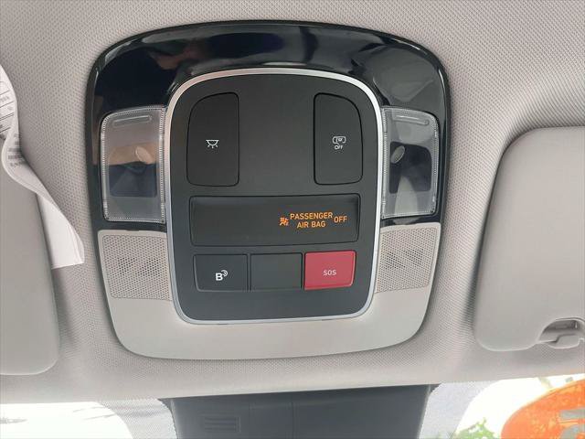 Used 2025 Hyundai Tucson SE AWD/4WD image 29