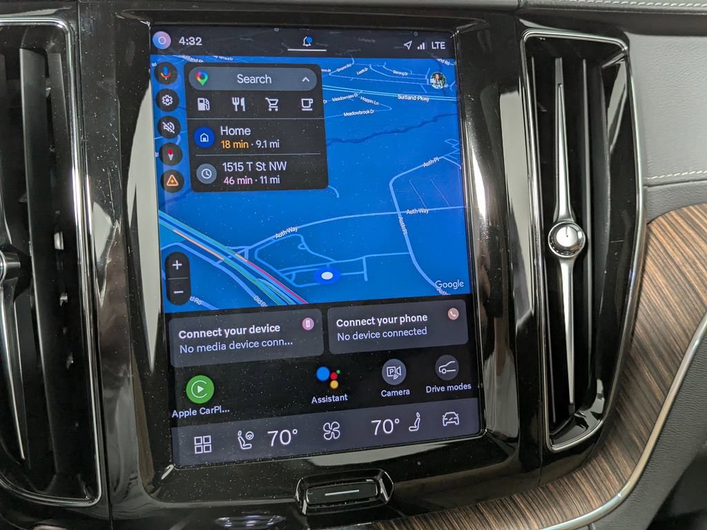 Used 2023 Volvo XC60 B5 Ultimate w/ Climate Package image 26