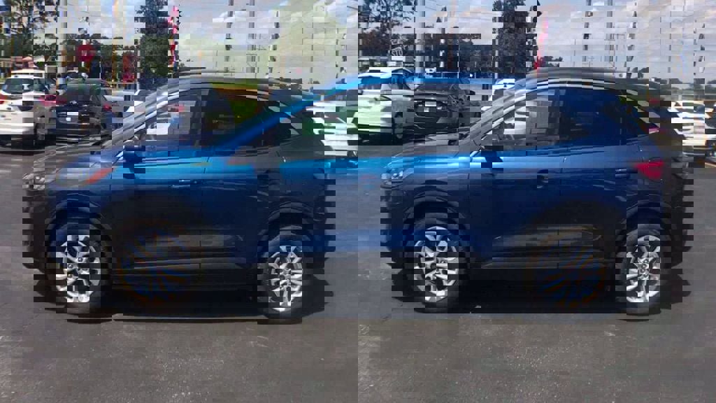 Used 2022 Ford Escape SE image 5