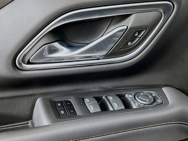 Used 2024 GMC Yukon XL AT4 w/ AT4 Premium Plus Package image 9