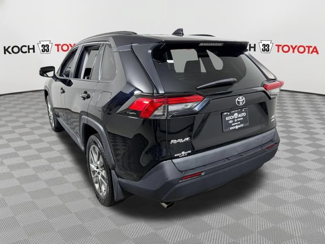 Used 2020 Toyota RAV4 XLE Premium AWD/4WD image 6