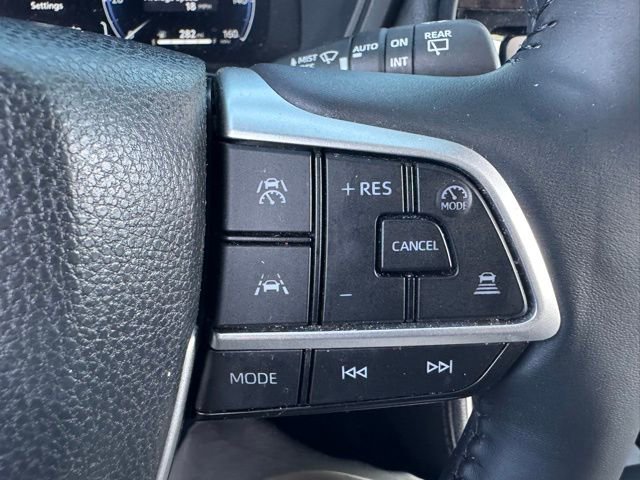 Used 2024 Toyota Grand Highlander Limited image 21