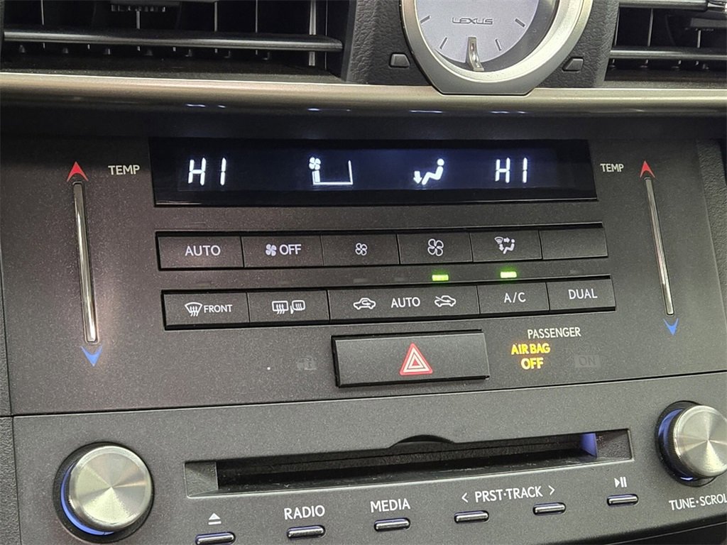 Used 2017 Lexus RC 200t F Sport image 32