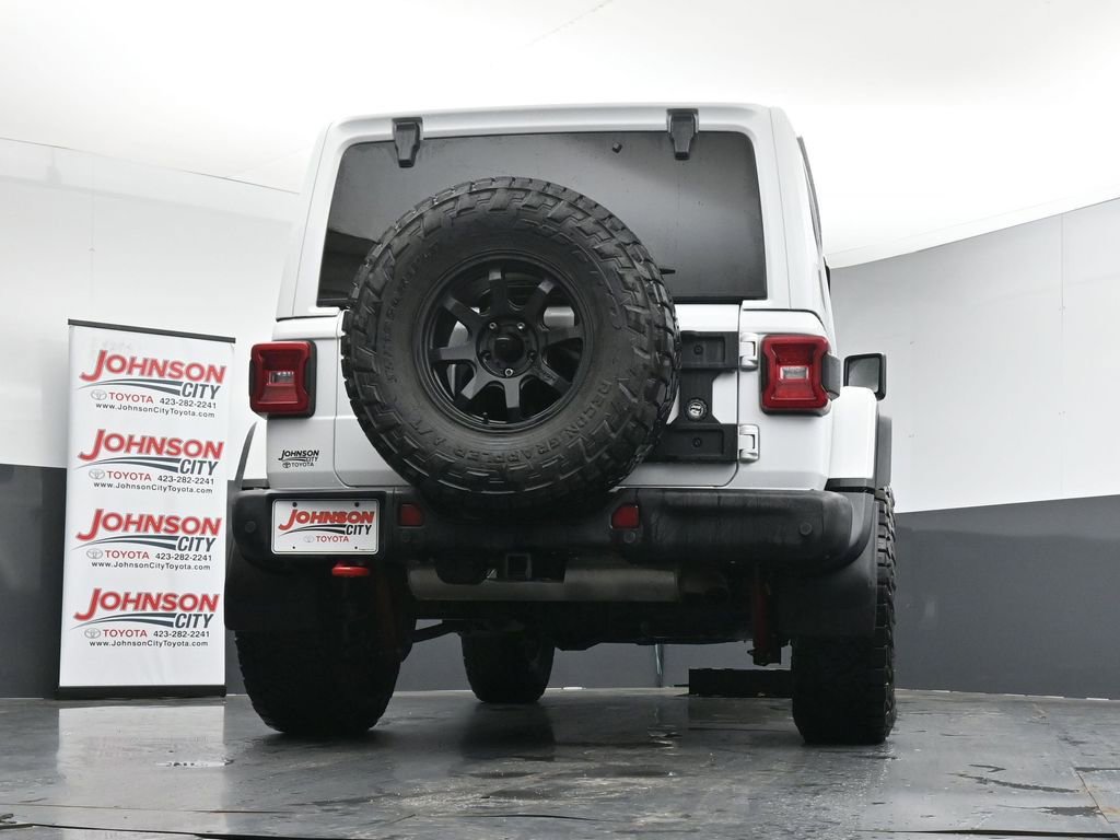 Used 2024 Jeep Wrangler Rubicon AWD/4WD image 35