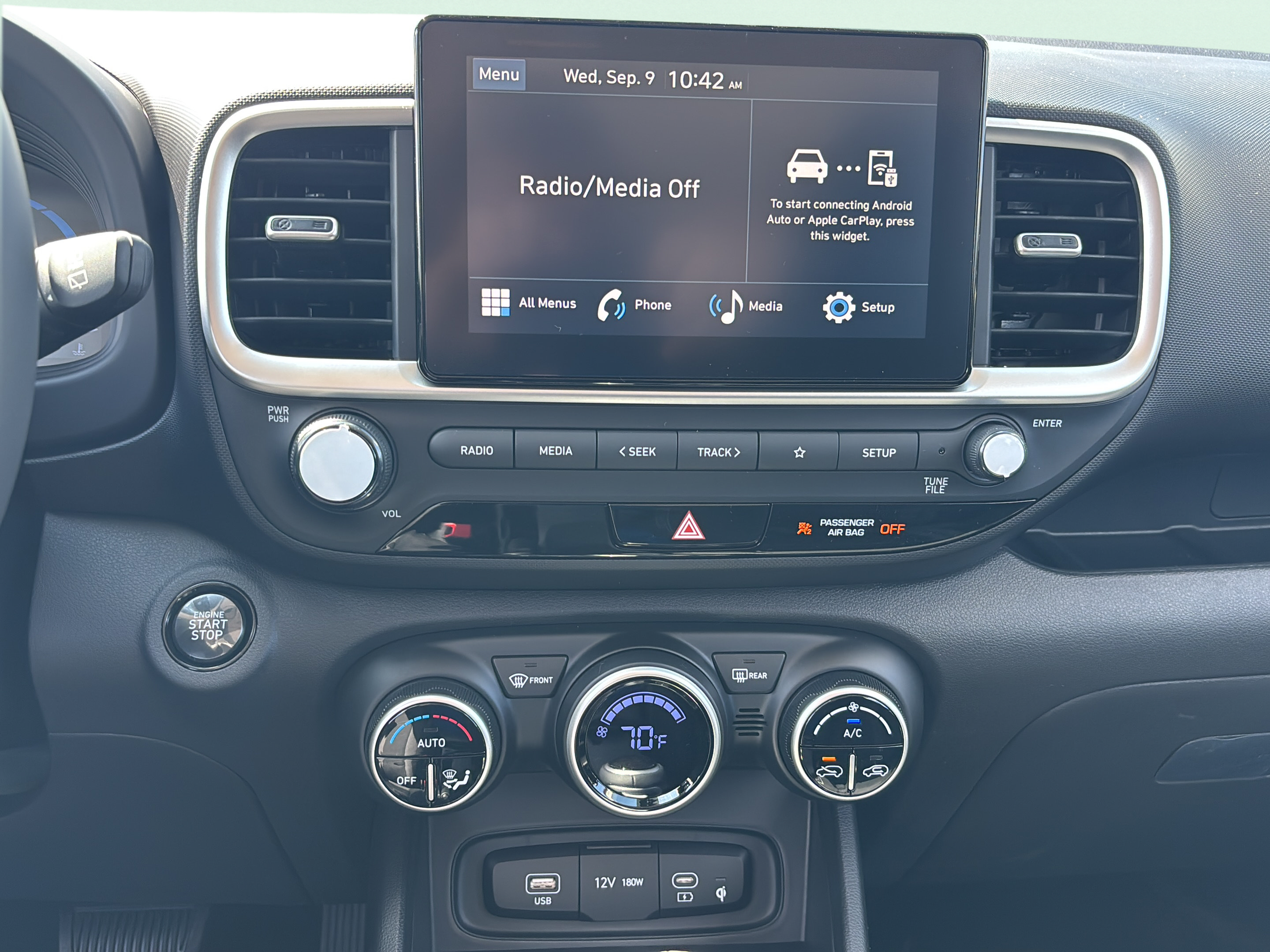 New 2026 Hyundai Venue SEL FWD image 12