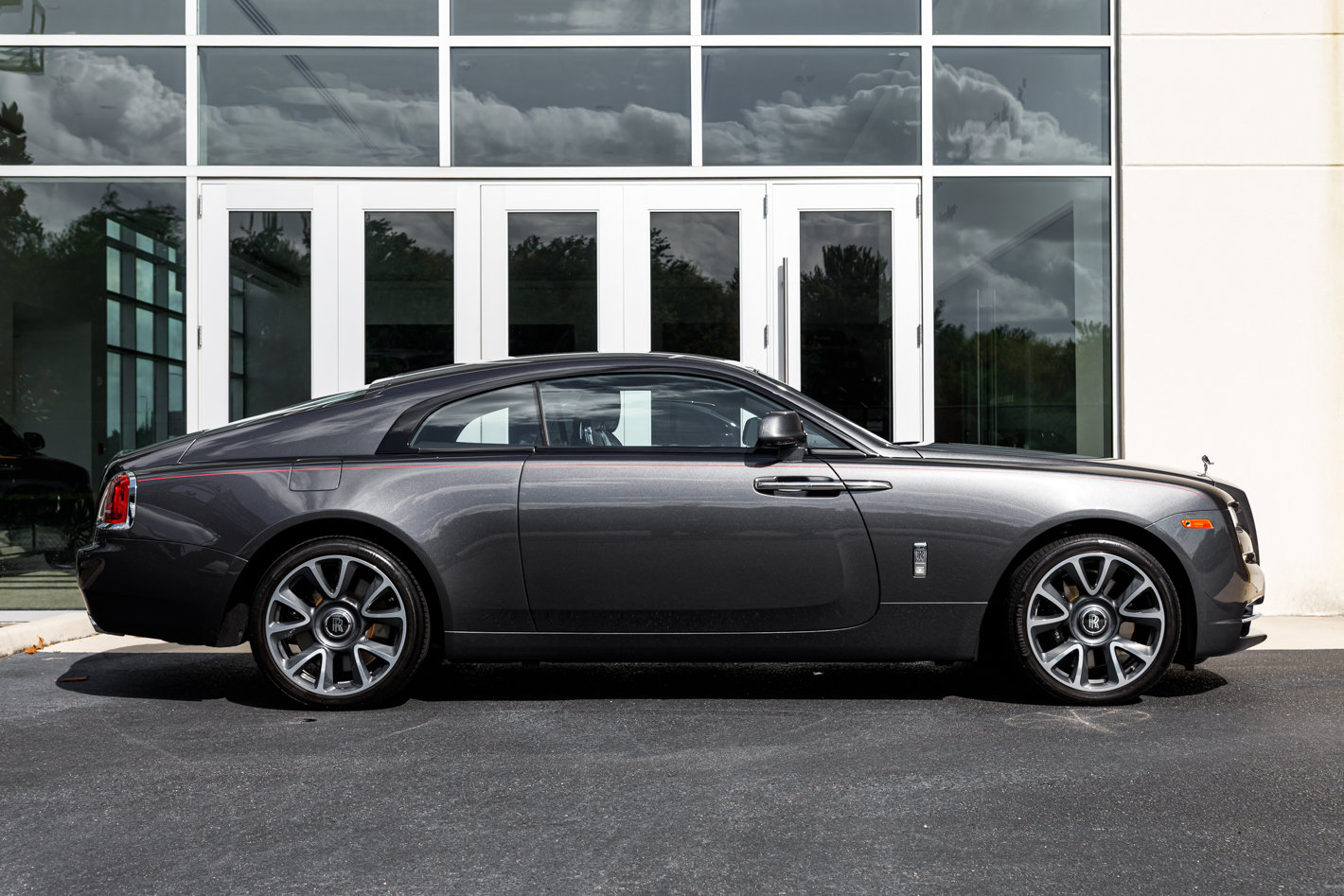 Certified 2019 Rolls-Royce Wraith RWD image 20