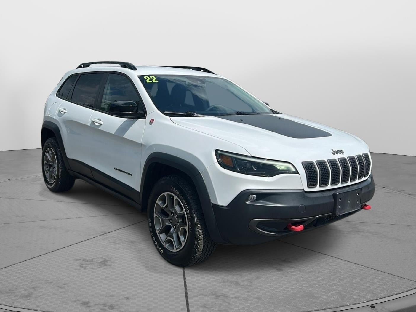 Used 2022 Jeep Cherokee Trailhawk AWD/4WD image 4