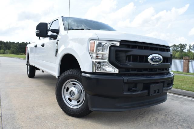 Used 2022 Ford F250 XL w/ Power Equipment Group AWD/4WD image 5
