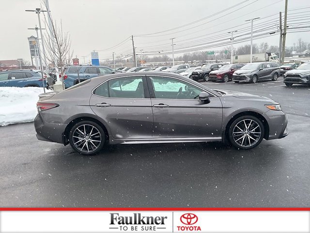 Certified 2024 Toyota Camry SE image 6