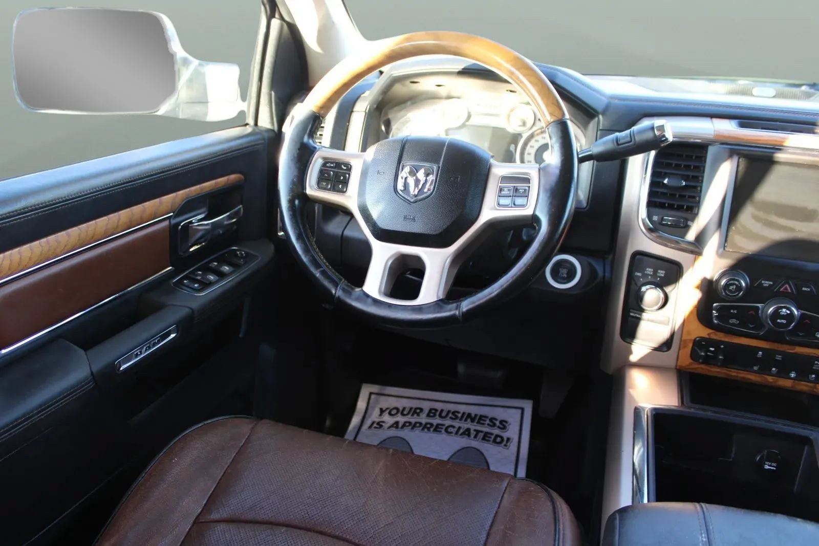 Used 2014 RAM 2500 Longhorn w/ Convenience Group AWD/4WD image 8