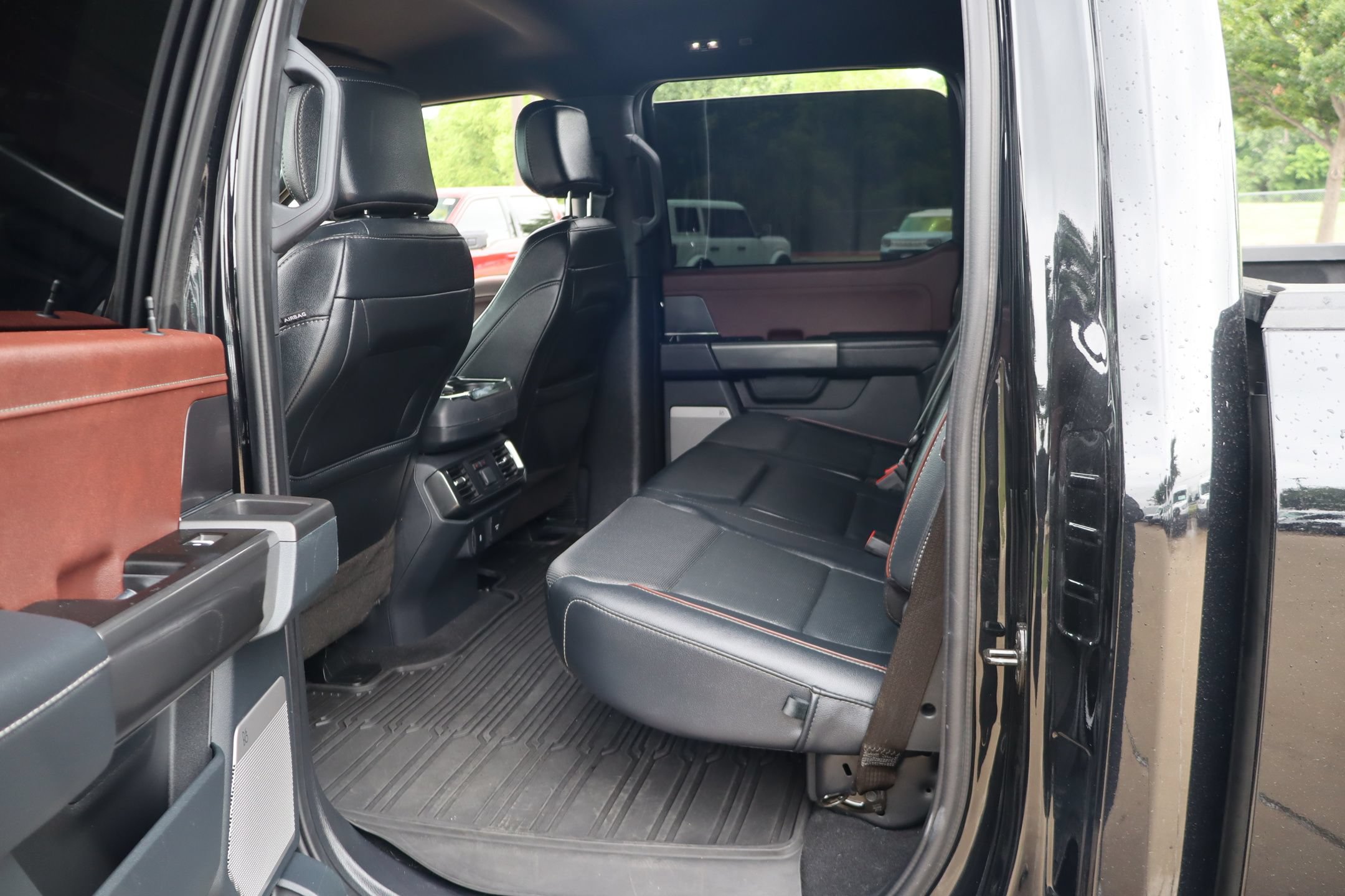 Used 2023 Ford F150 Lariat w/ Equipment Group 502A High AWD/4WD image 26
