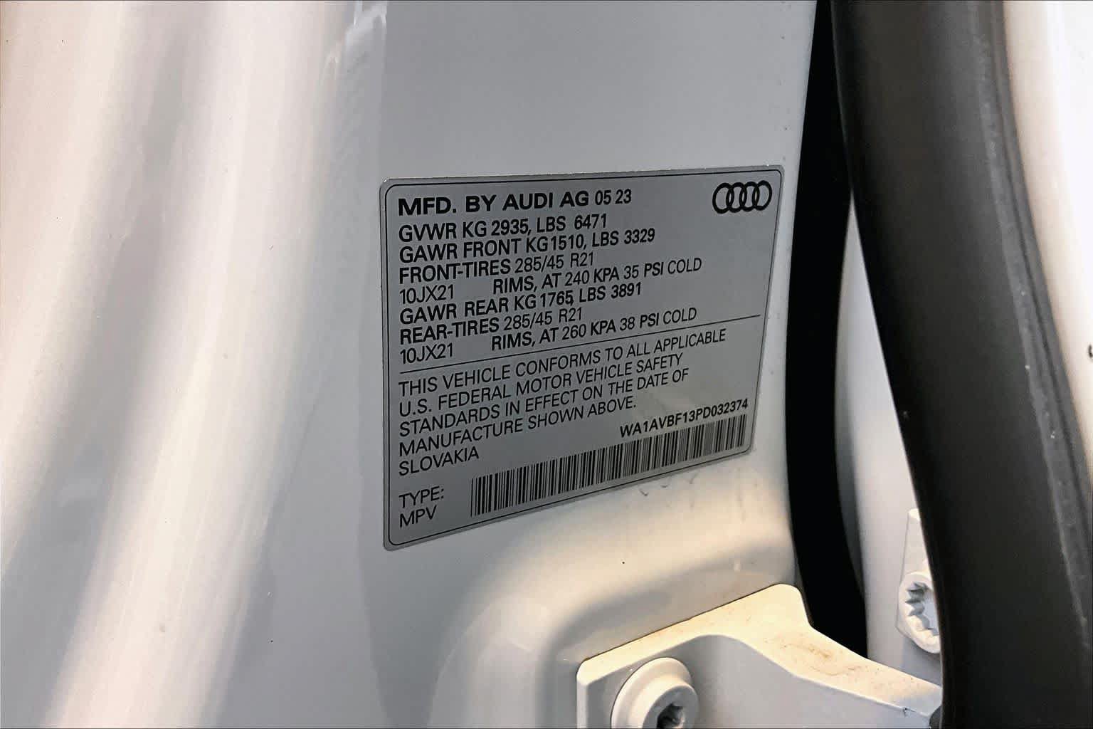 Used 2023 Audi Q8 Premium w/ Convenience Package AWD/4WD image 66