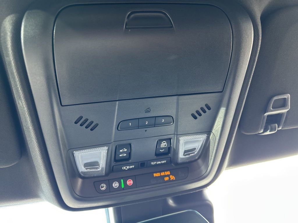 Used 2023 Cadillac XT4 Sport AWD/4WD image 29