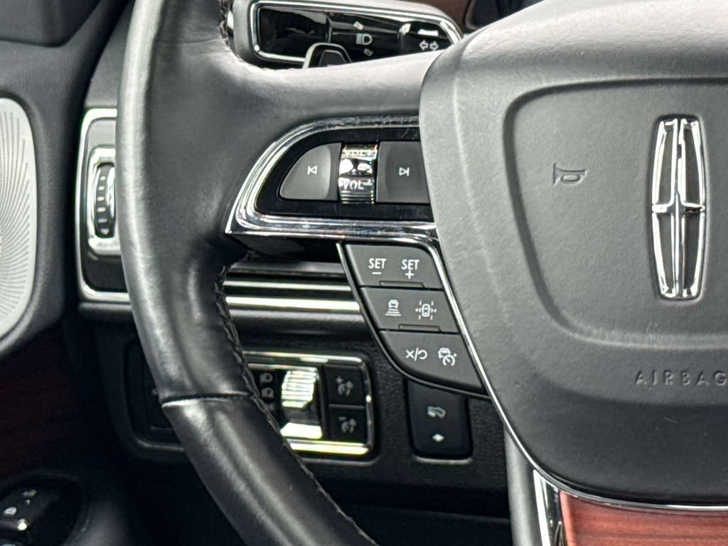 Used 2024 Lincoln Navigator Reserve AWD/4WD image 19