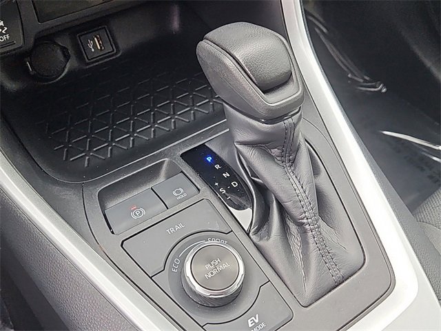 Used 2024 Toyota RAV4 XLE image 23