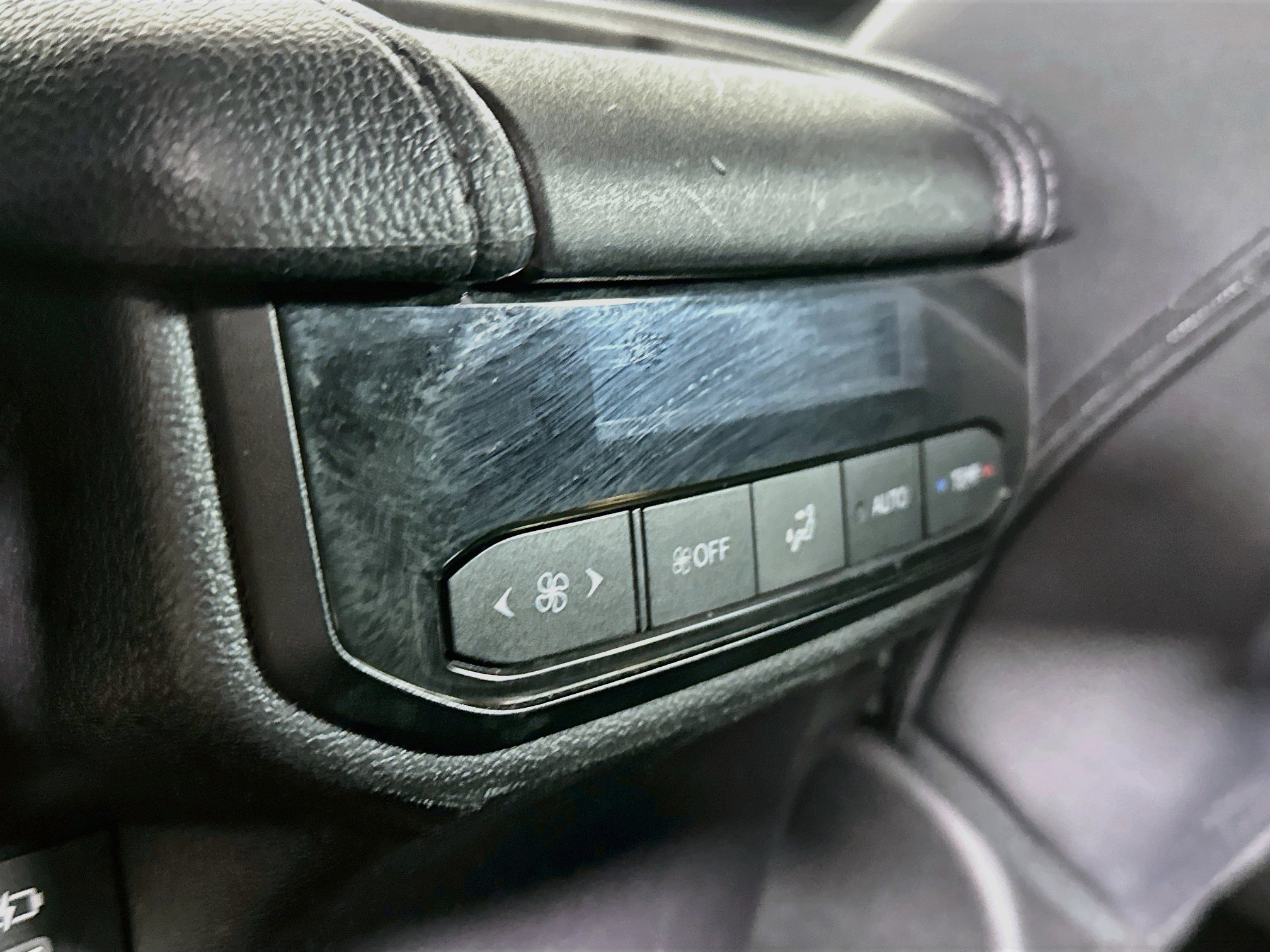 Used 2025 Toyota Grand Highlander AWD image 27