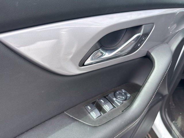 Used 2025 Chevrolet Blazer LT FWD image 10