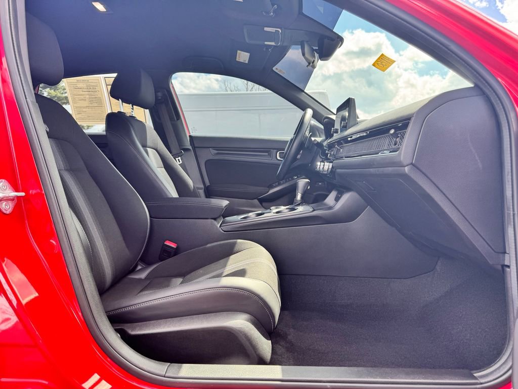 Used 2023 Honda Civic Sport image 15