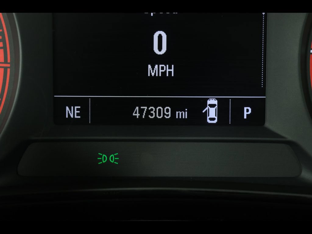 Used 2024 Chevrolet Trax RS FWD image 22