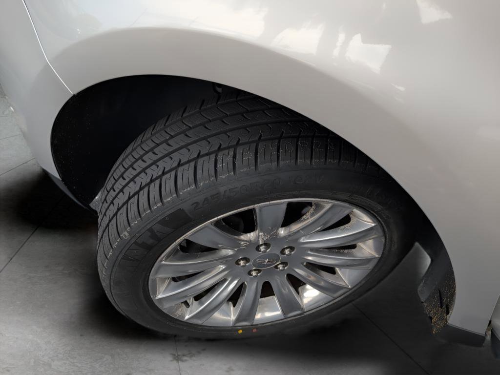 Used 2012 Lincoln MKX AWD image 46