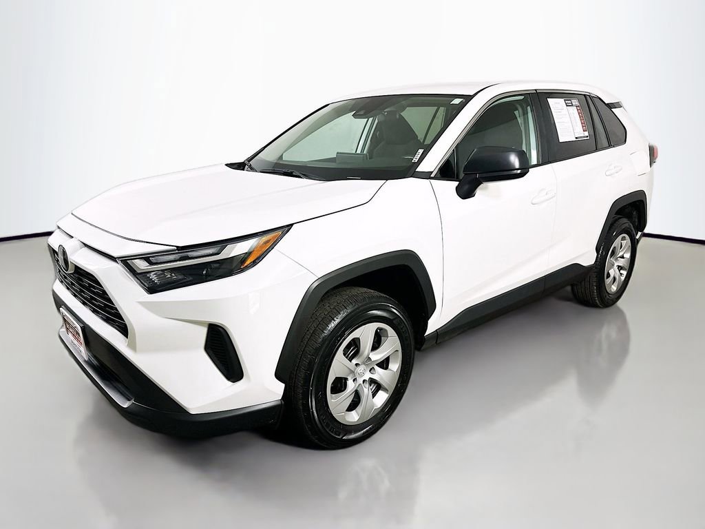 Used 2024 Toyota RAV4 LE image 3