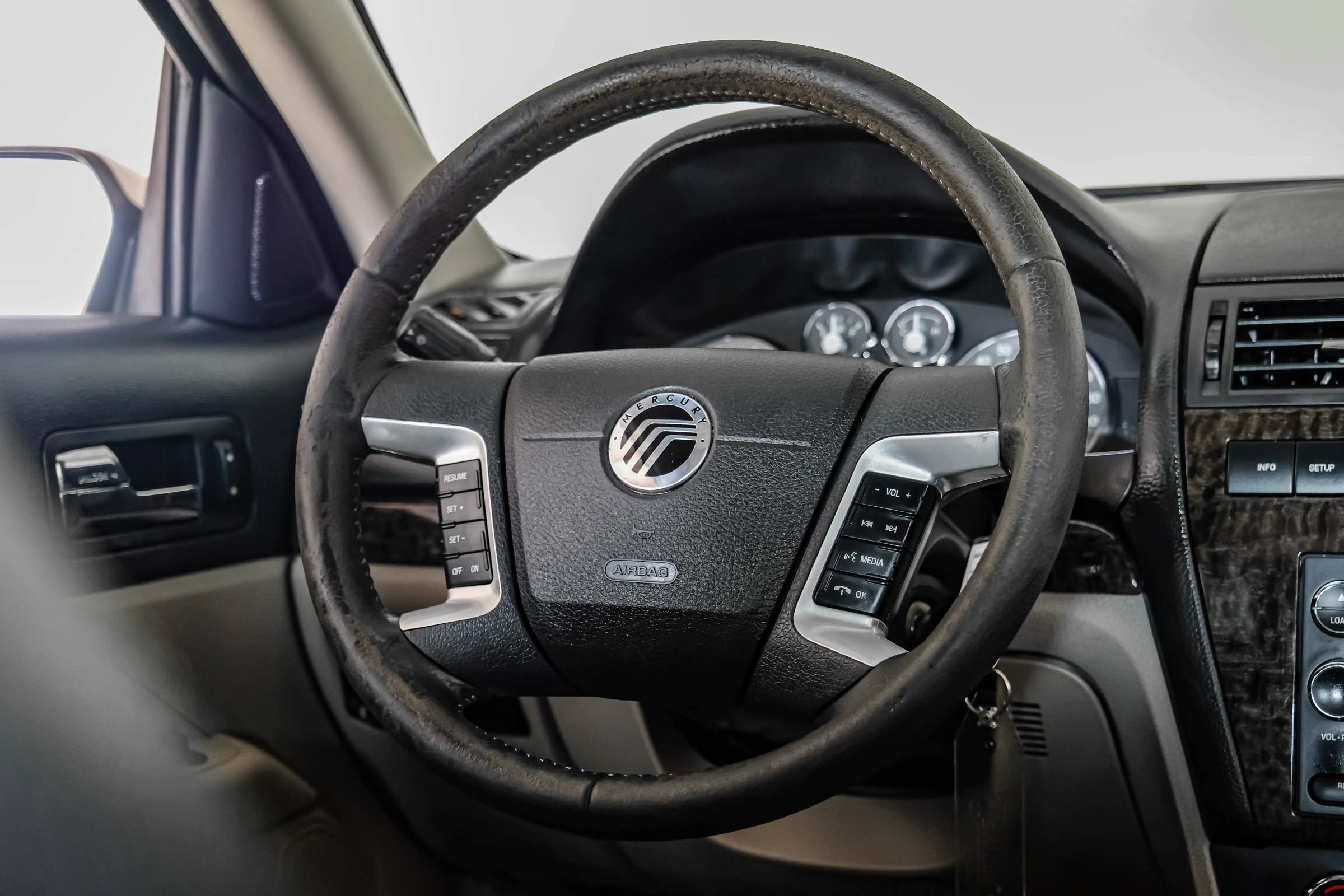 Used 2008 Mercury Milan Premier FWD image 15