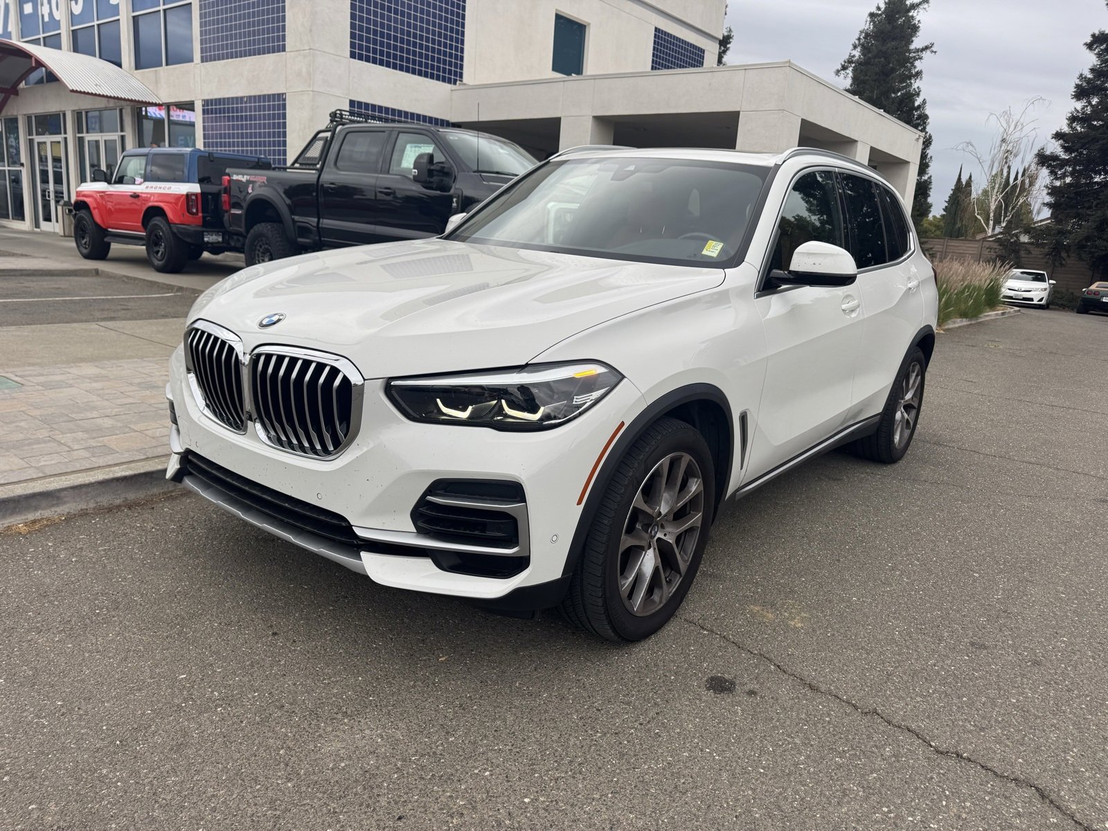 Used 2022 BMW X5 xDrive40i w/ Parking Assistance Package