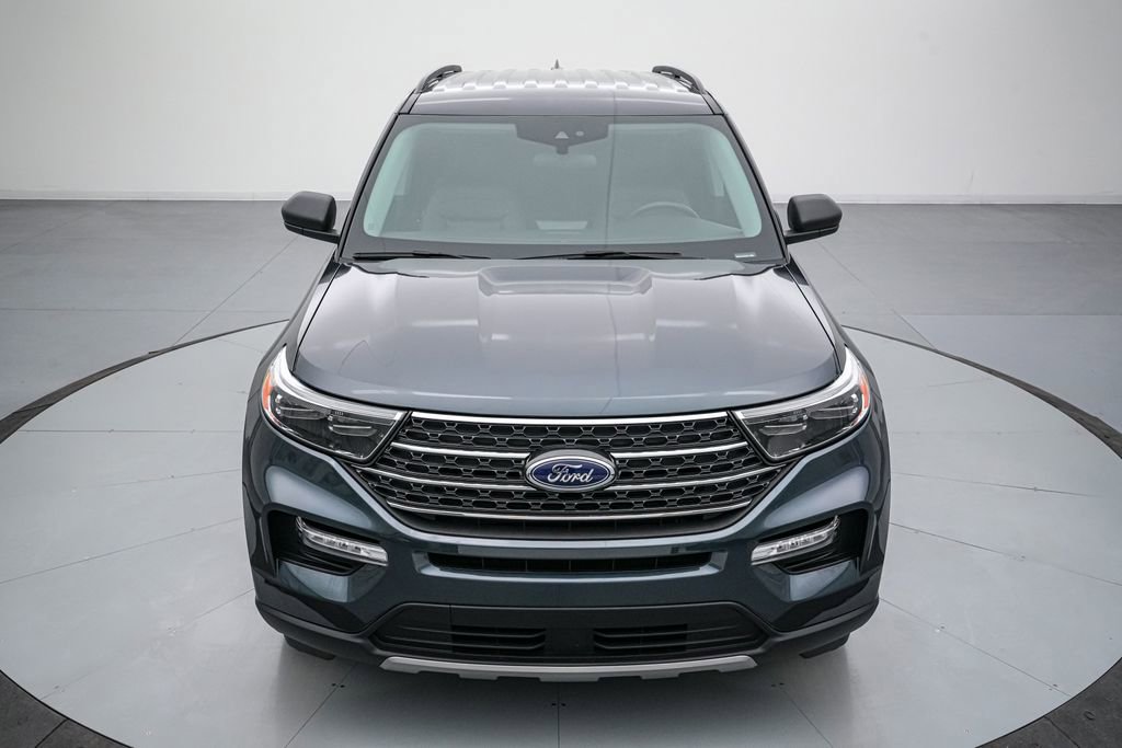 Certified 2023 Ford Explorer XLT w/ Equipment Group 202A image 9
