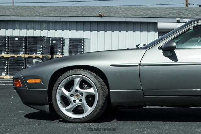 Used 1988 Porsche 928 S4 RWD image 4