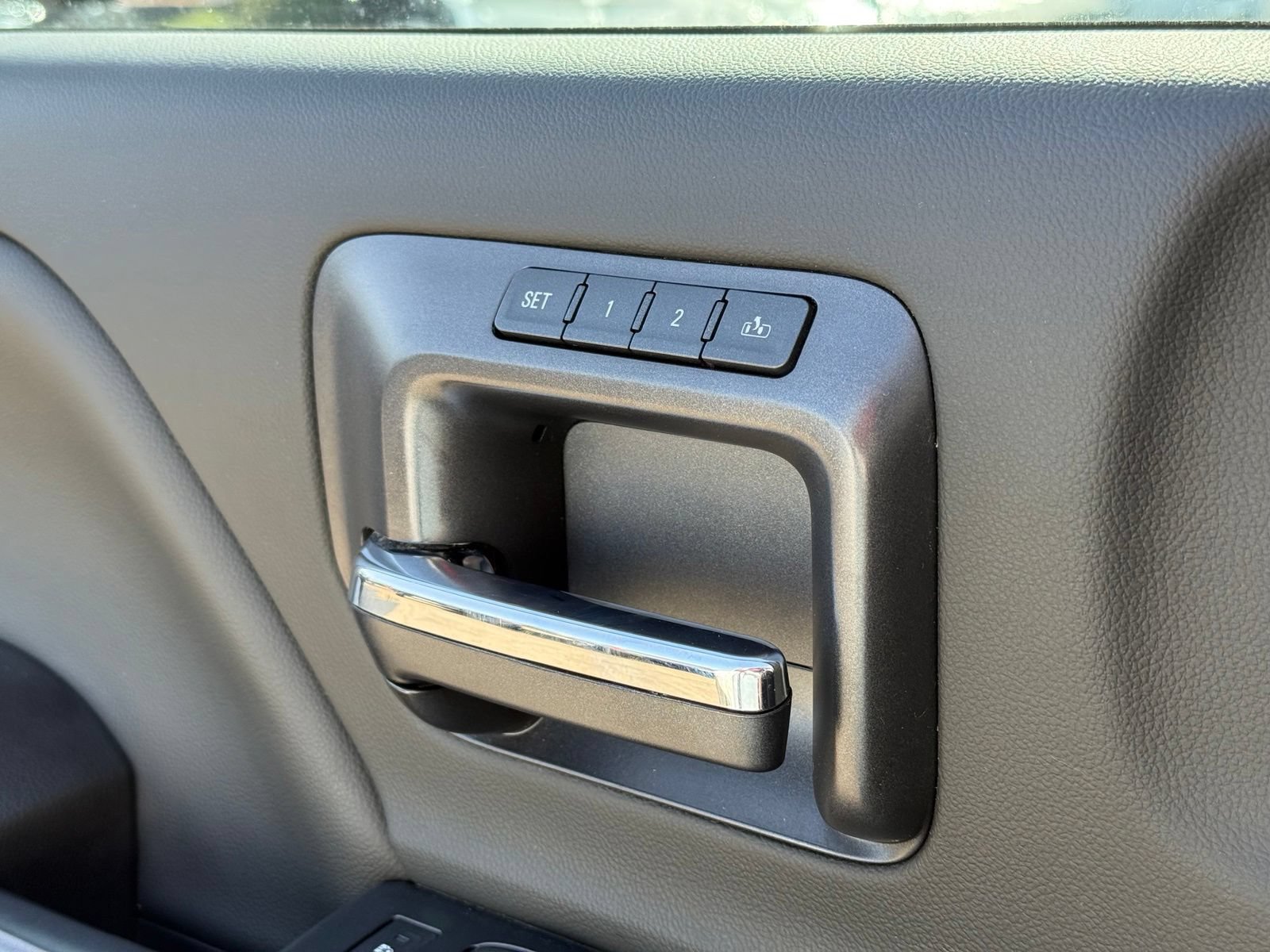 Used 2019 GMC Sierra 3500 Denali AWD/4WD image 13