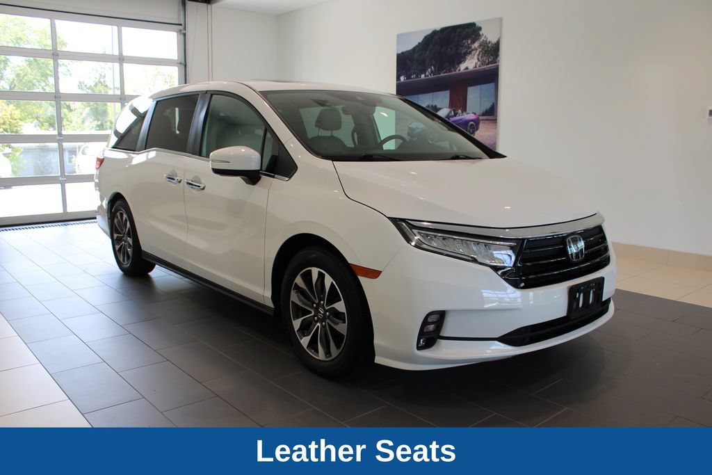 Used 2023 Honda Odyssey EX-L image 2