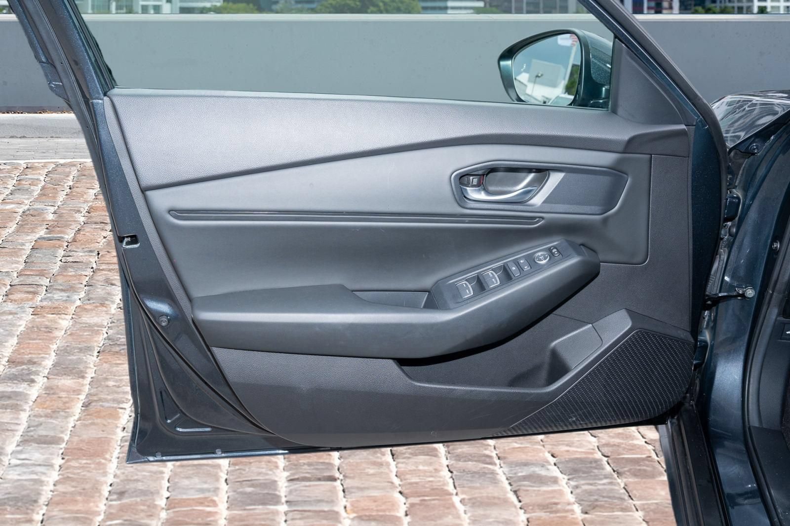 Certified 2024 Honda Accord EX image 10