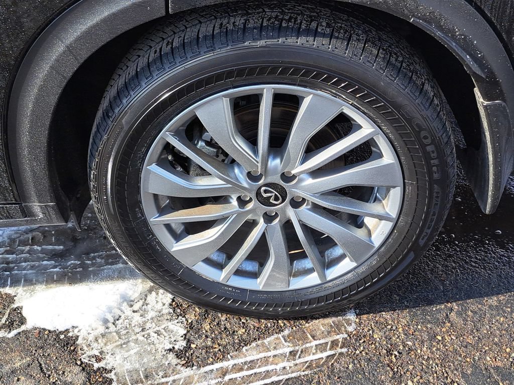 Used 2025 INFINITI QX50 Luxe AWD/4WD image 10