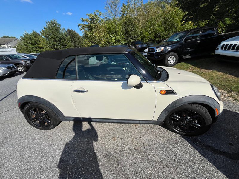 Used 2012 MINI Cooper Convertible image 4