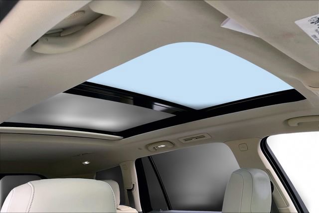 Used 2024 Cadillac XT6 Premium Luxury w/ Technology Package image 20