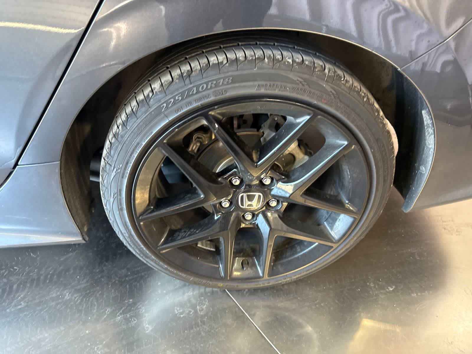Used 2023 Honda Civic Sport image 9
