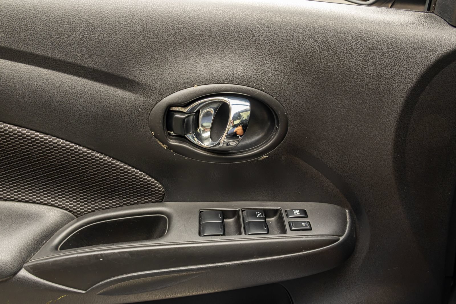 Used 2019 Nissan Versa SV FWD image 22