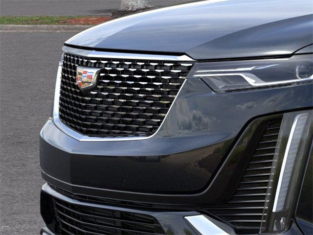 New 2025 Cadillac XT6 Luxury image 13