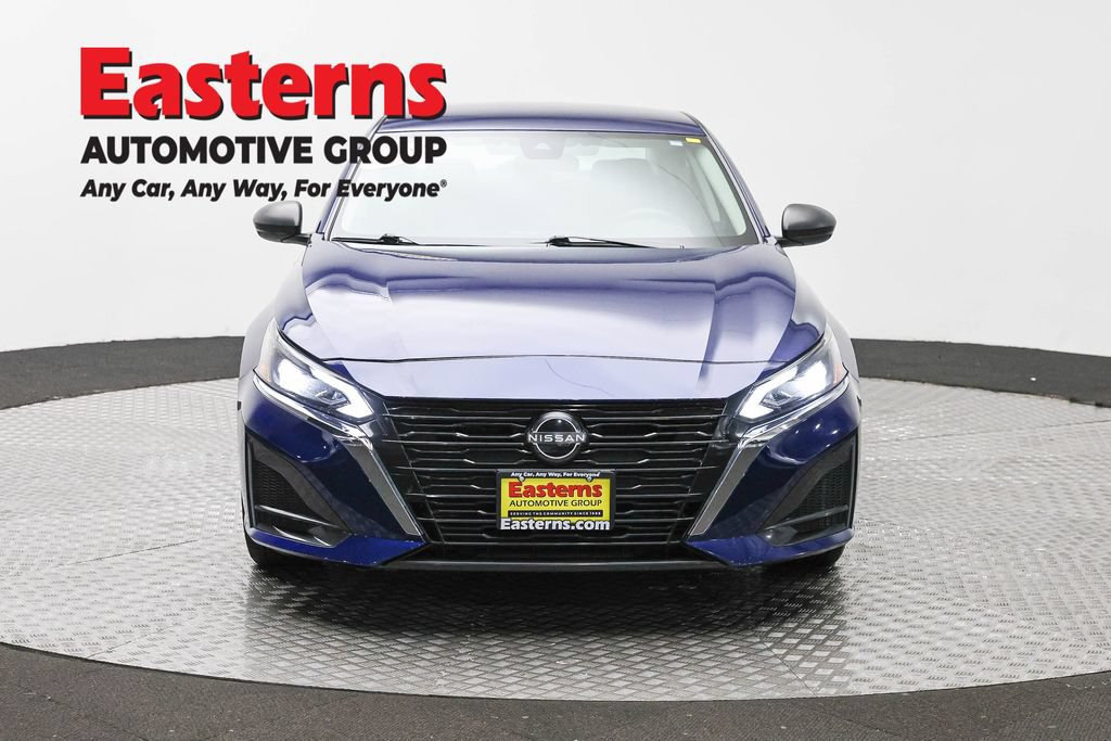 Used 2024 Nissan Altima 2.5 S FWD image 2
