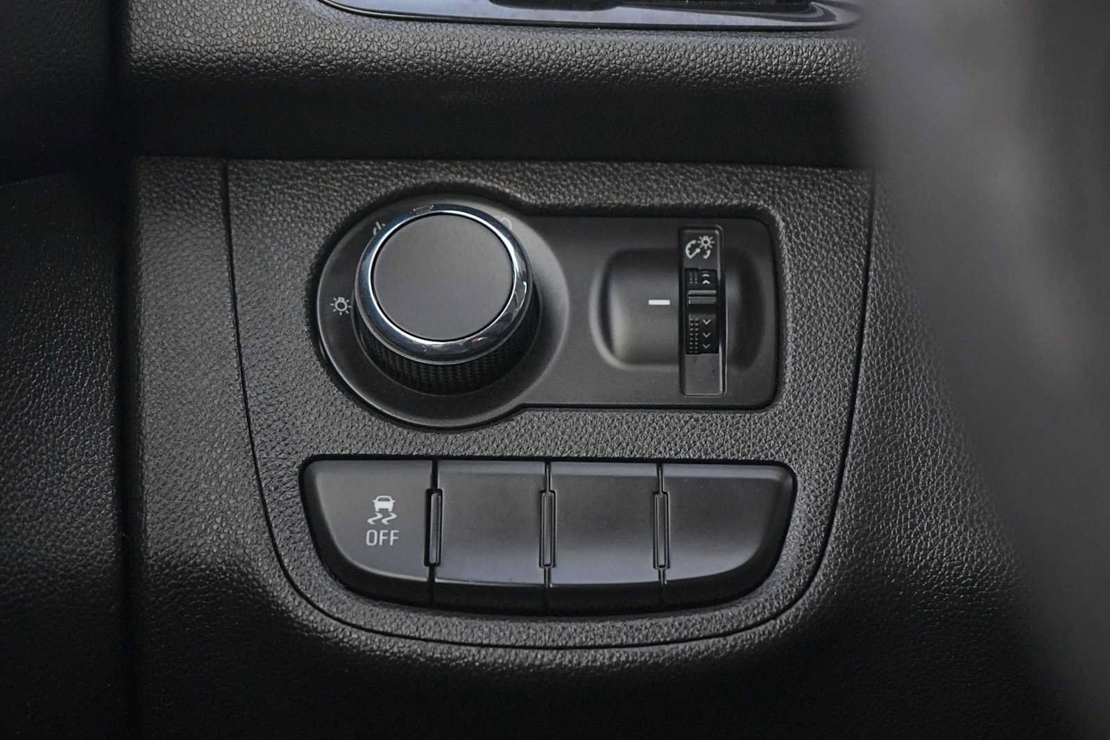 Used 2017 Chevrolet Spark LS FWD image 21